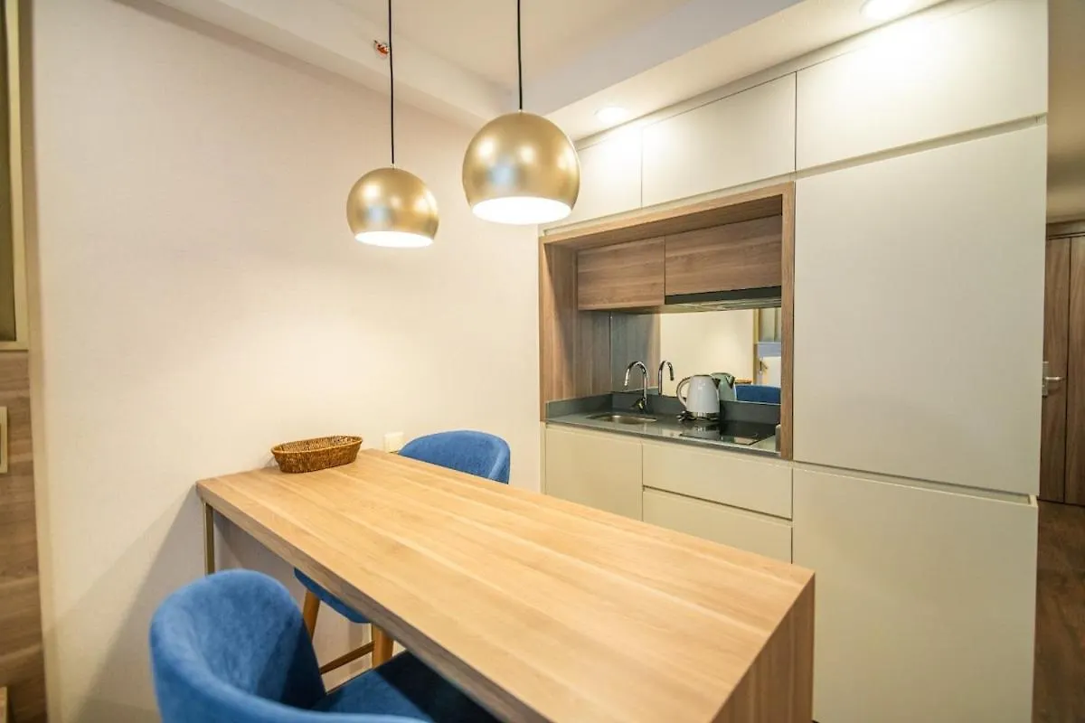 Apartment Cozy Studio In Batumi - By Wehost
